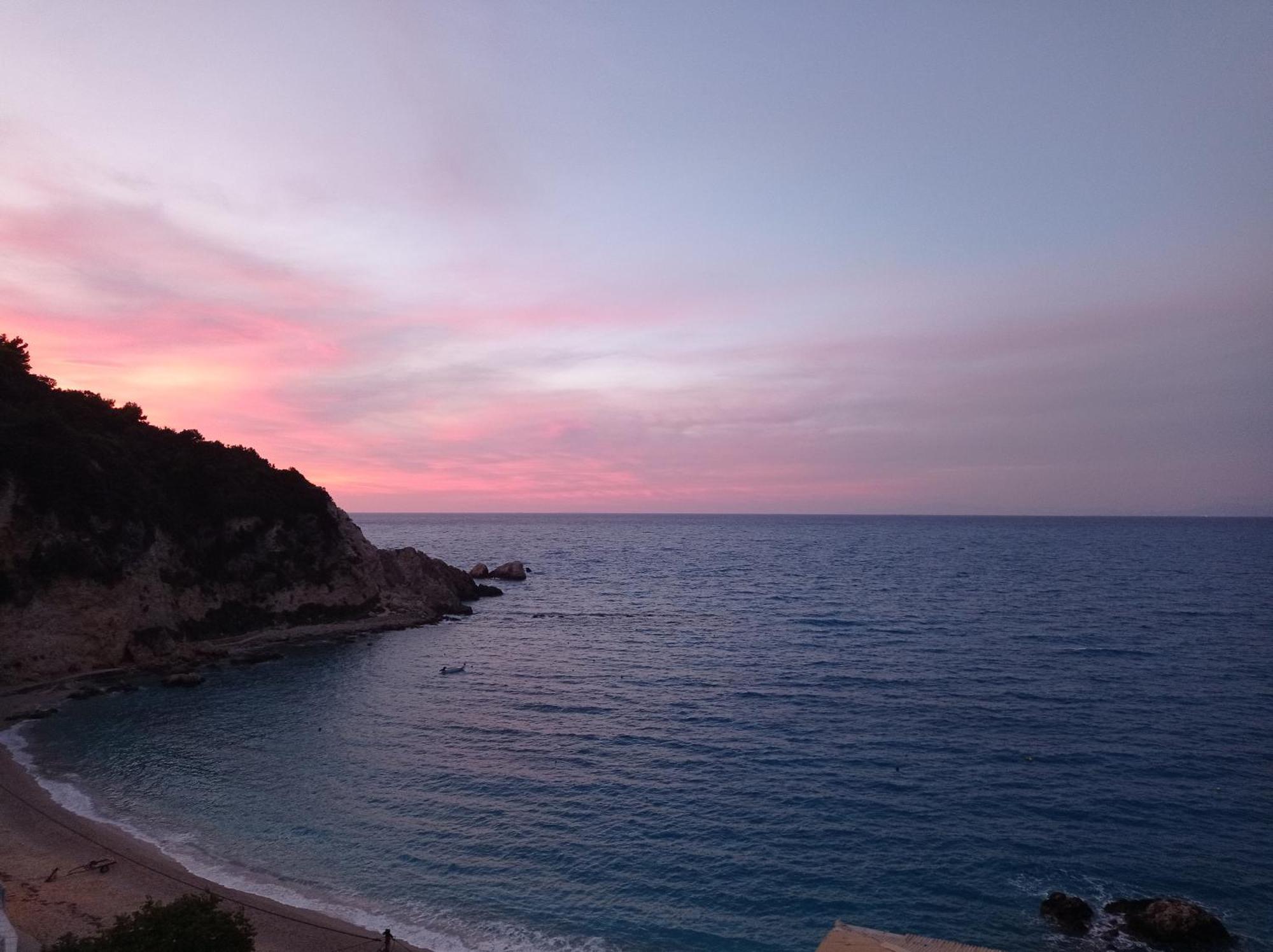 Ostria Πανσιόν