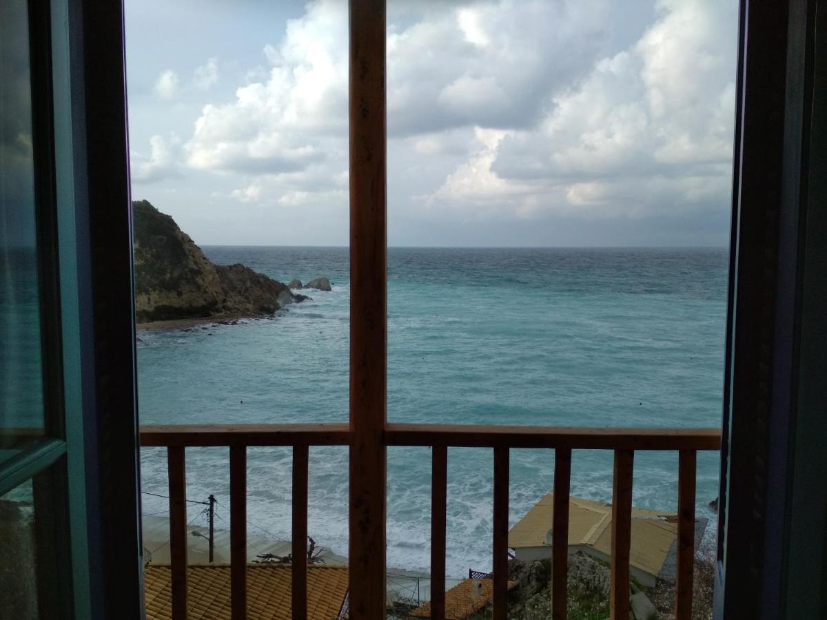 Πανσιόν Ostria